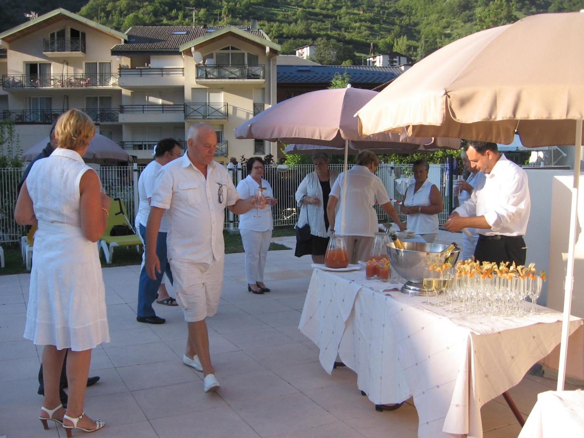 Hotel Amelie Brides-les-Bains Bagian luar foto